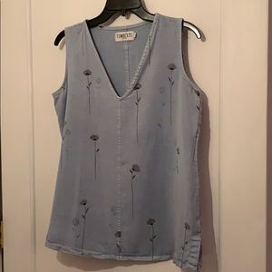 Timbuktu Sleeveless Top in Artsy Chambray Cloth.